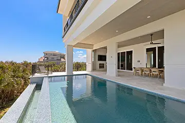 2nd floor pool and lanai
